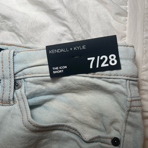 Kendall + Kylie Light Wash Jean Cutoff Shorts - Picture 2 of 4